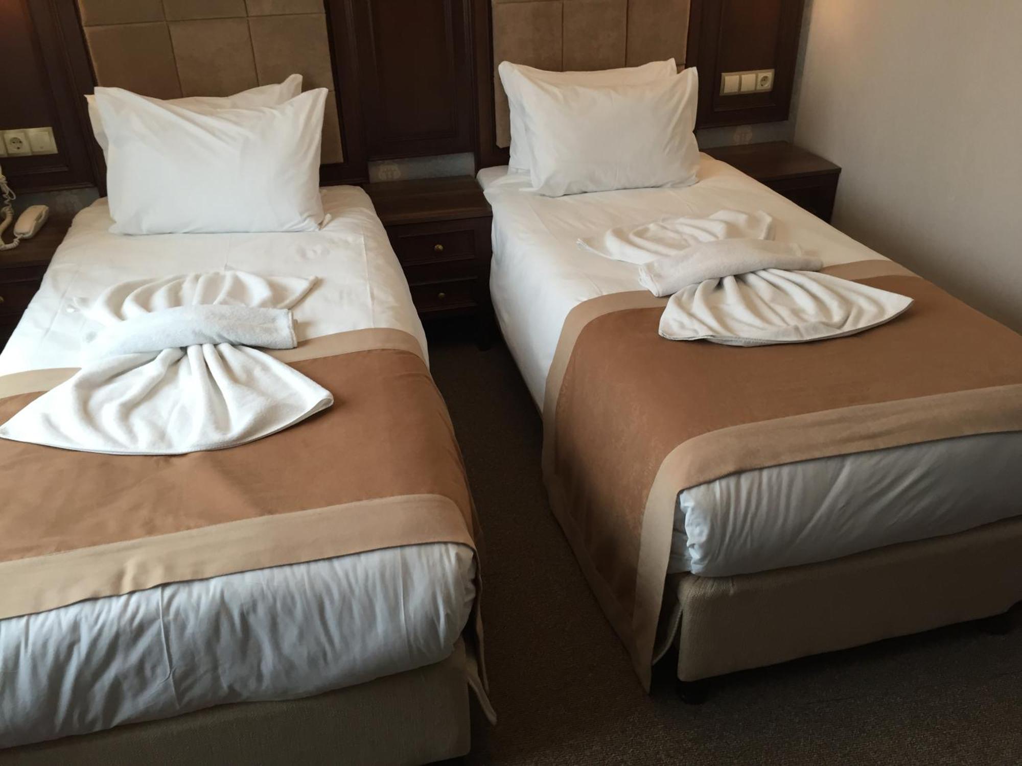 Golden Pen Hotel อิสตันบูล ภายนอก รูปภาพ